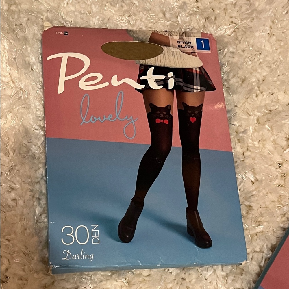 Fun tights - Picture 3 of 3